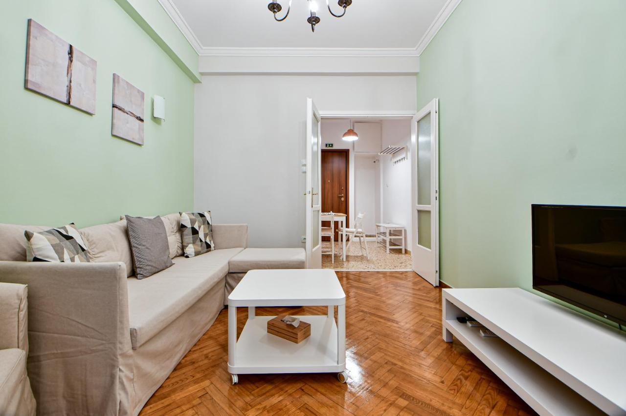 Thiras Lovely Apartment By Zain Atenas Exterior foto